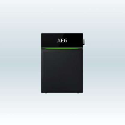 AEG Solarcube AS-BBL09 van voren, zwarte bovenunit met AEG-logo, groene lichtstrook en batterijmodule
