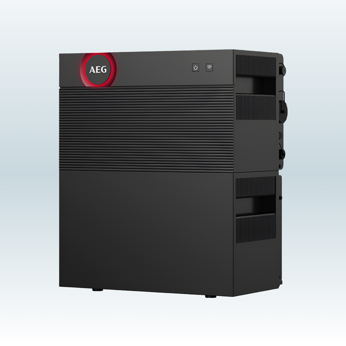 AEG Solarcube Pro schuin van rechts, met ventilatieopeningen en aansluitingen aan de zijkant